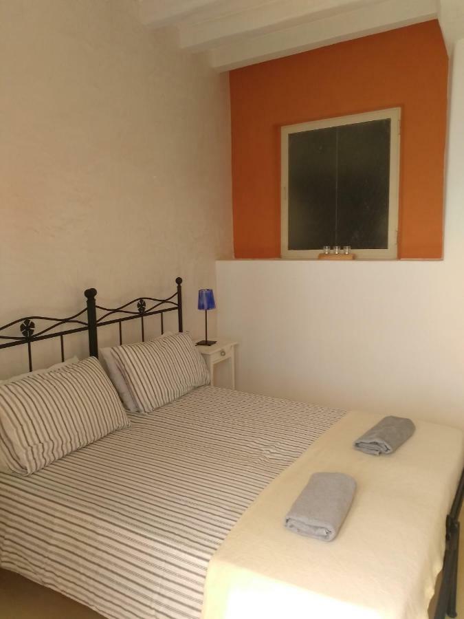 Alicudi Giardino Dei Carrubi- Al Gradino 365 Bed & Breakfast Екстериор снимка